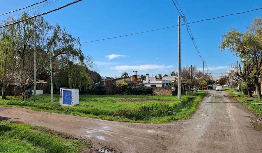 Lote en Barrio Lambertuchi Escobar: 220m² de Oportunidad